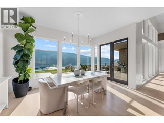 238 Kalamalka Lakeview Drive. Vernon, British Columbia