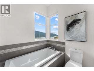 238 Kalamalka Lakeview Drive. Vernon, British Columbia