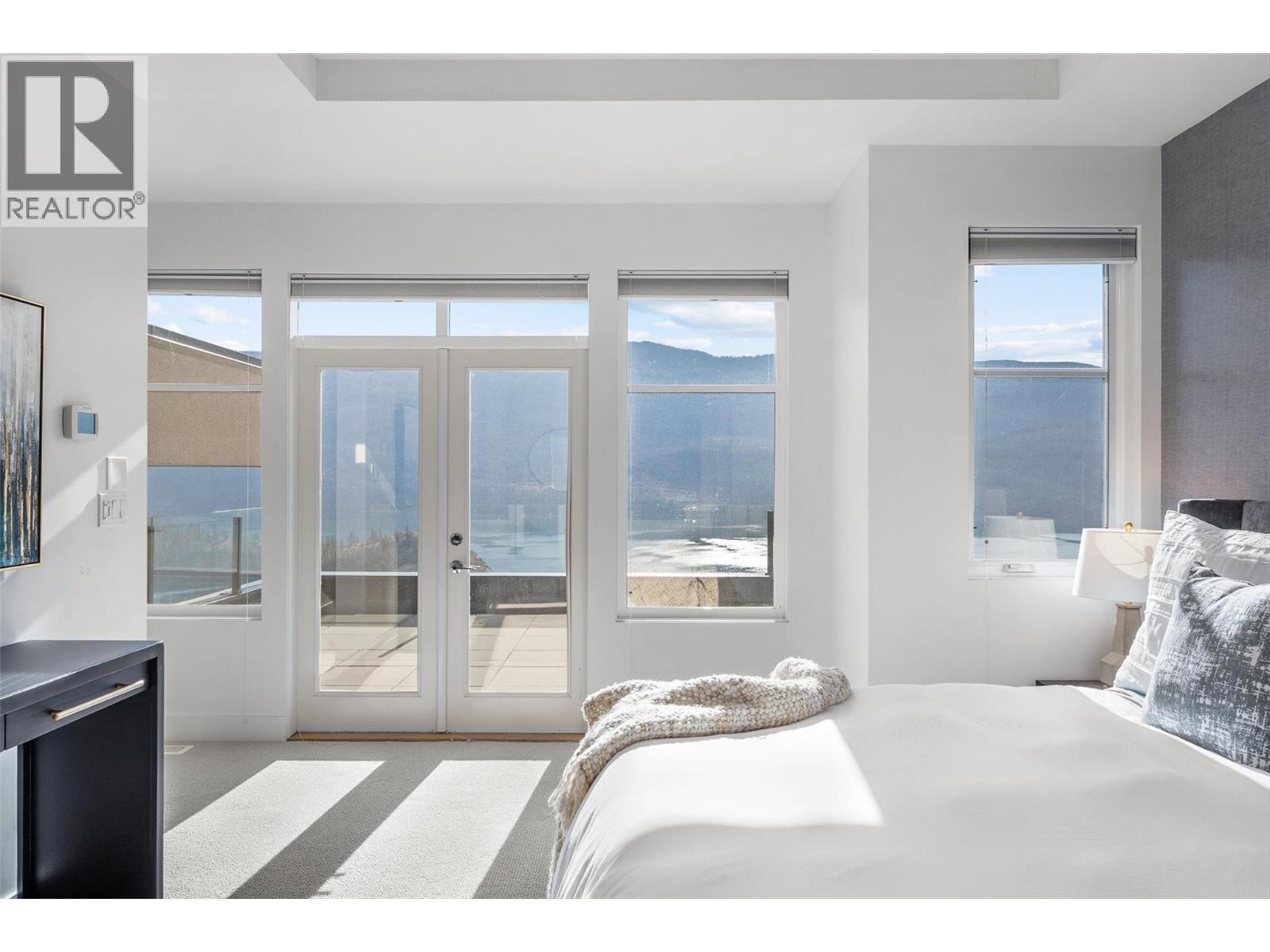 238 Kalamalka Lakeview Drive. Vernon, British Columbia