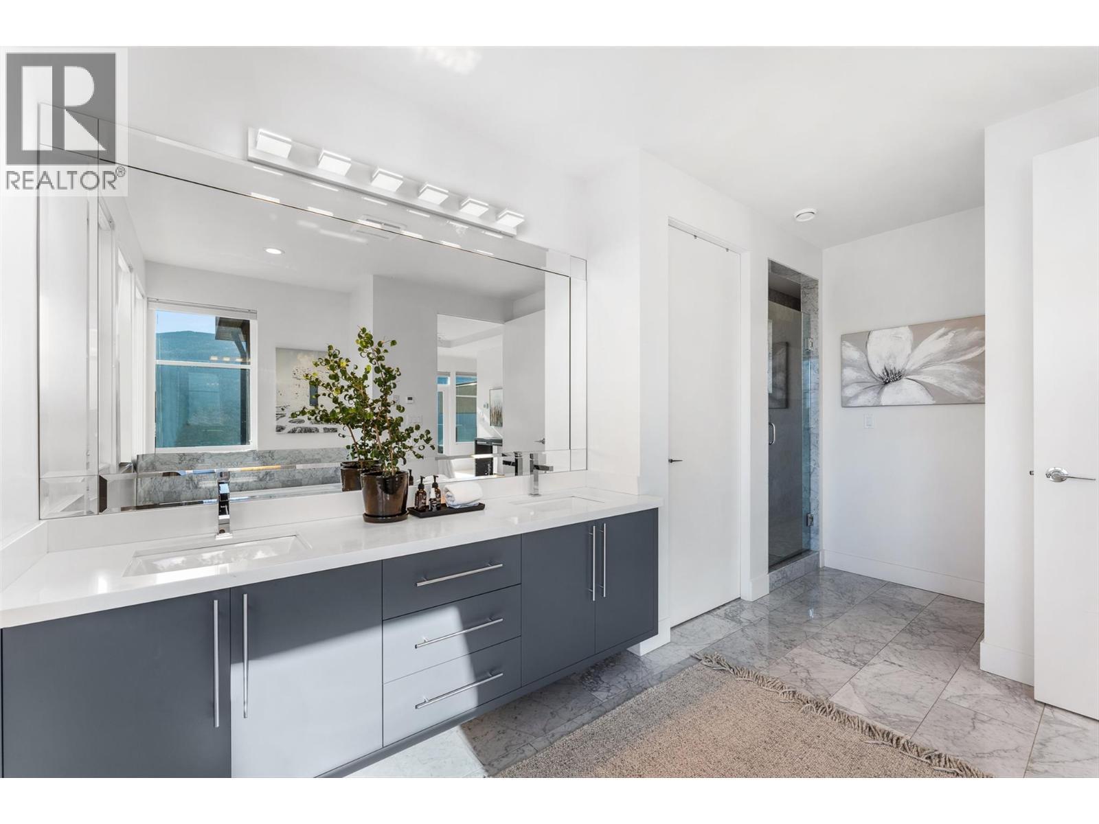 238 Kalamalka Lakeview Drive. Vernon, British Columbia