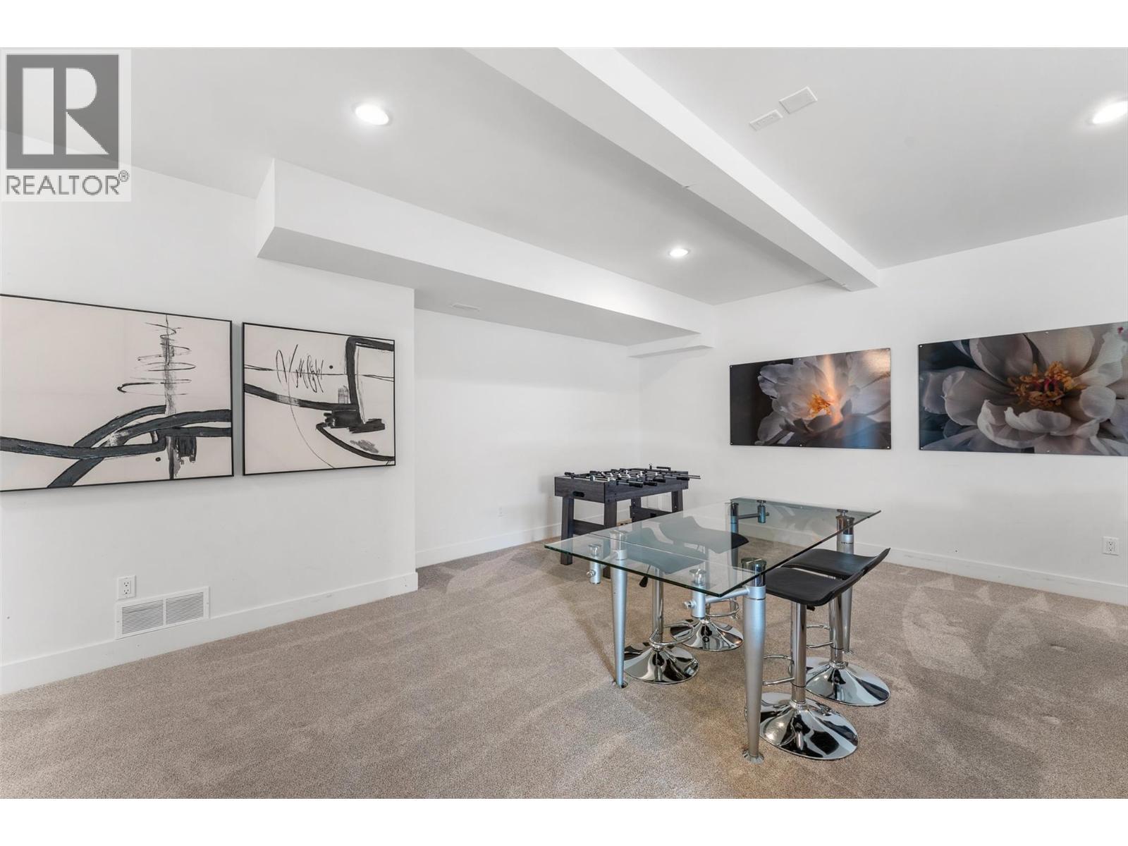 238 Kalamalka Lakeview Drive. Vernon, British Columbia