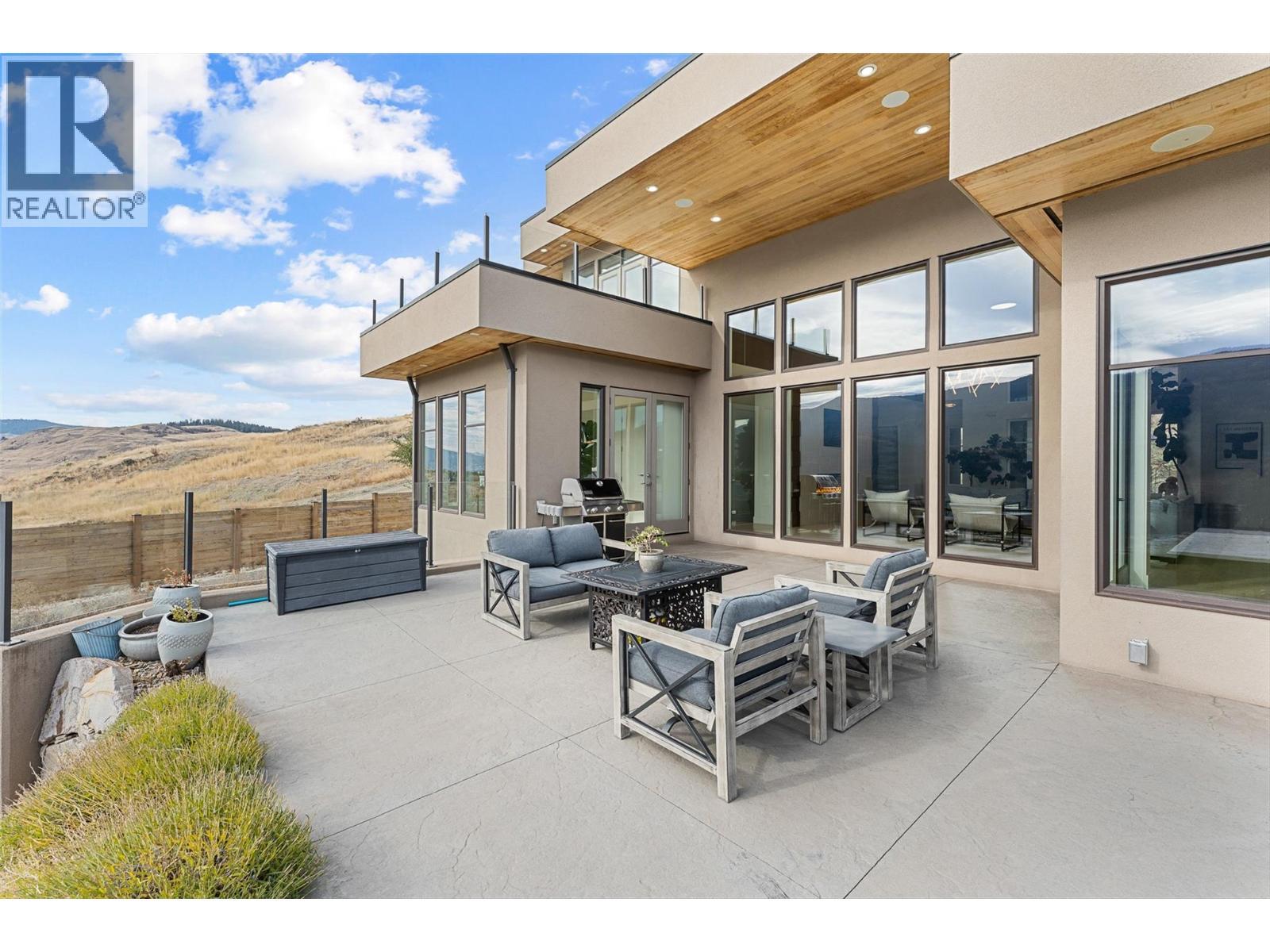 238 Kalamalka Lakeview Drive. Vernon, British Columbia