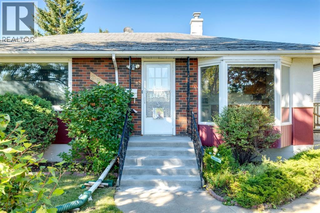 3915 73 Street Nw, Calgary