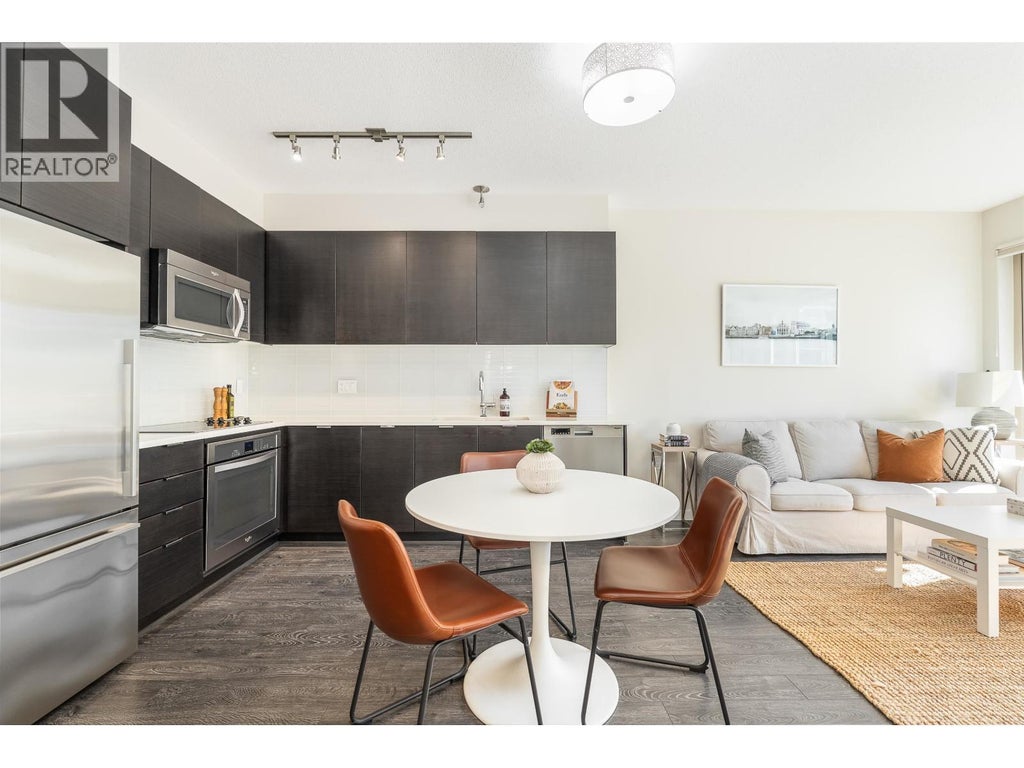 517 2665 Mountain Highway, North Vancouver