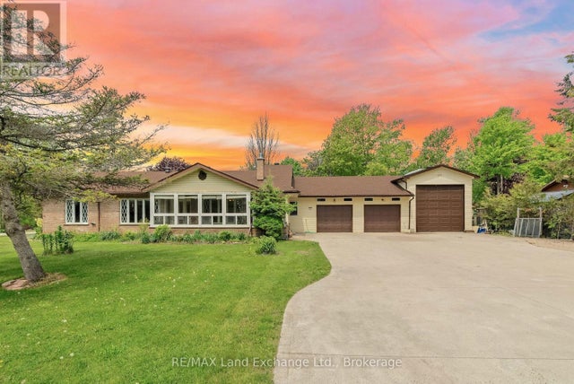 401 Winnebago Road, Huron-Kinloss