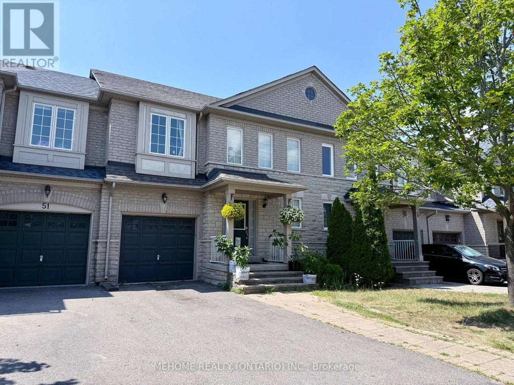 49 Selkirk Drive, Richmond Hill (langstaff)