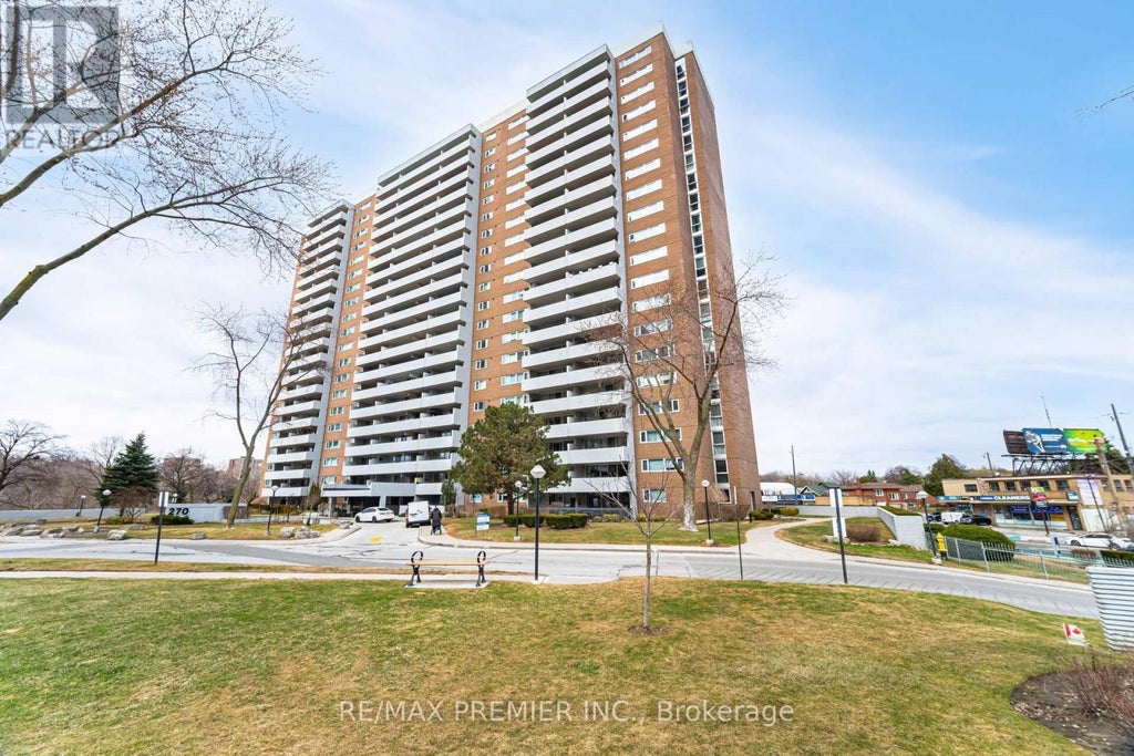 1905 - 270 Scarlett Road, Toronto (rockcliffe-Smythe)