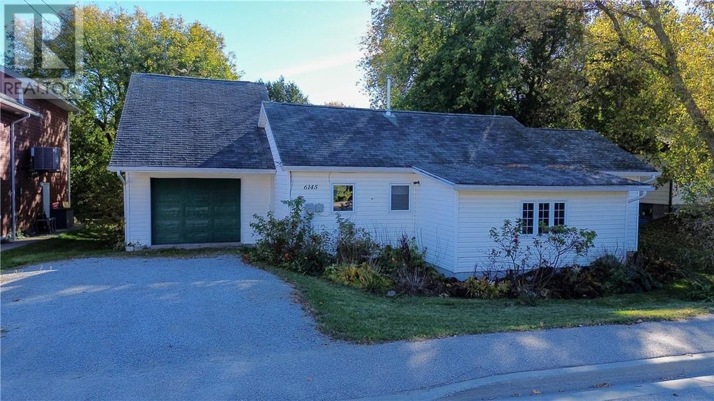 6145 King Street, Mindemoya, Manitoulin Island