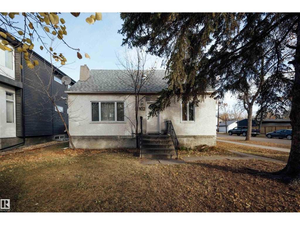 11302 75 Av Nw, Edmonton