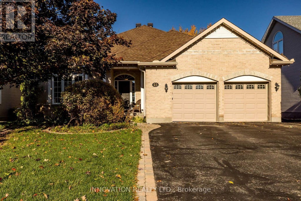 25 Kyle Avenue, Ottawa