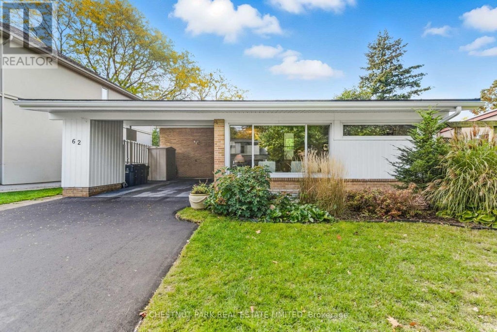 62 Talwood Drive, Toronto (banbury-Don Mills)