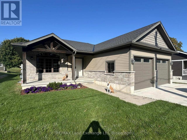 6 Janet Street S, South Bruce