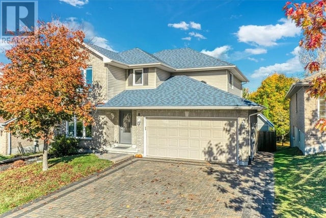 8 Mission Hill, Sudbury