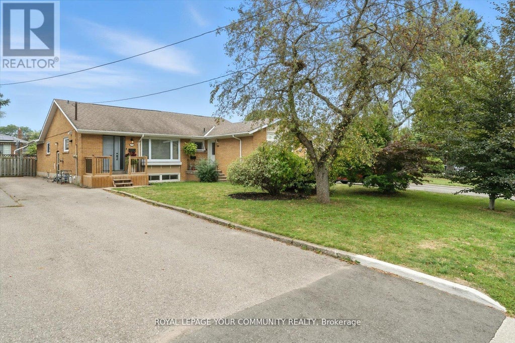 33 Murellen Crescent, Toronto (victoria Village)