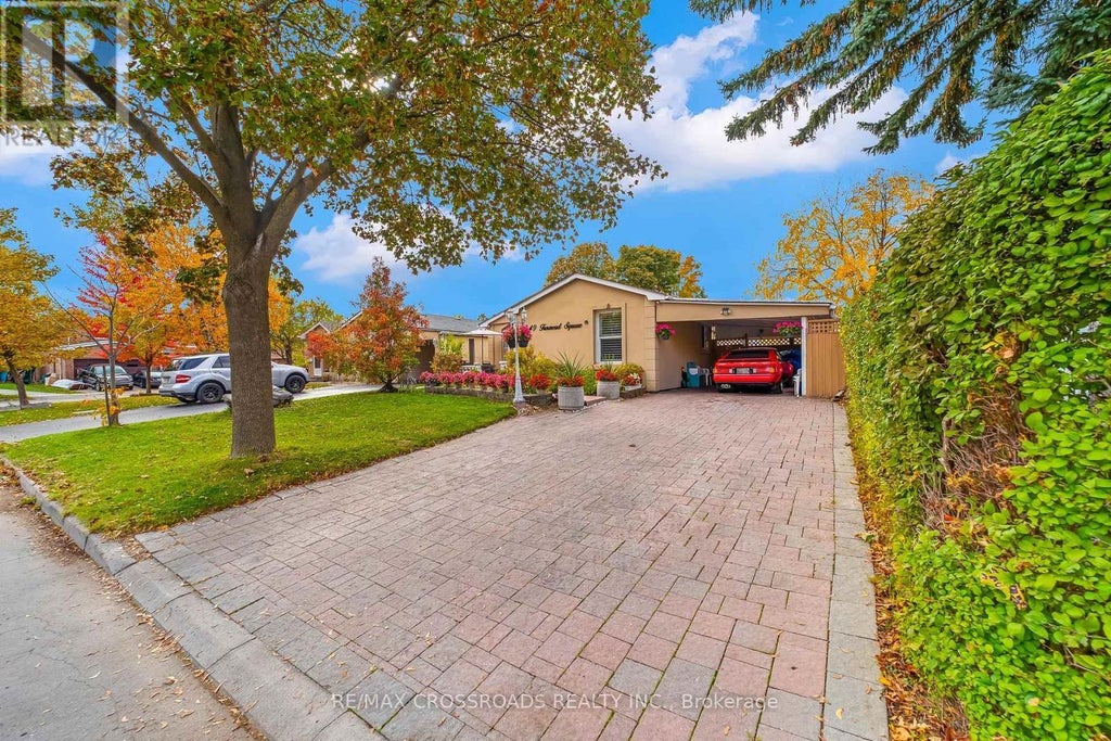 49 Tunmead Square, Toronto (malvern)