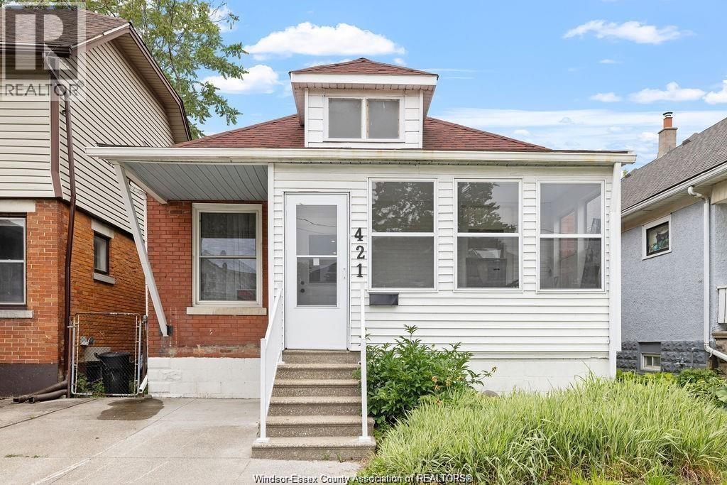 421 Josephine, Windsor