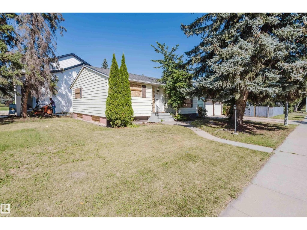 14632 95 Av Nw, Edmonton