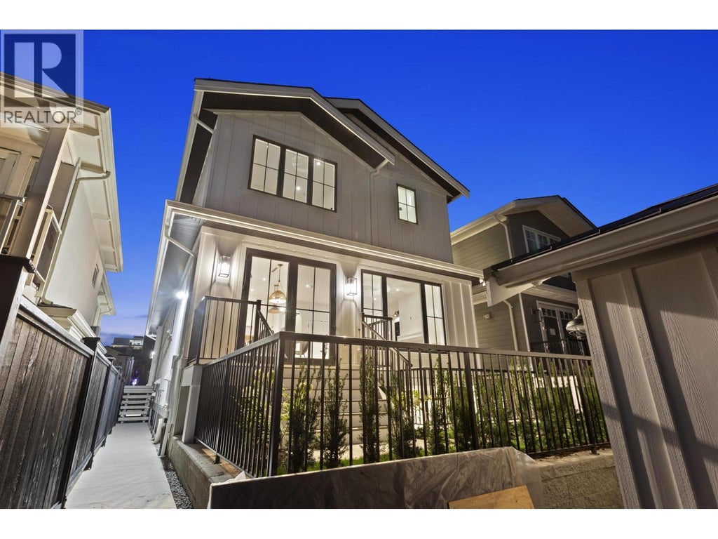 2 4315 Albert Street, Burnaby