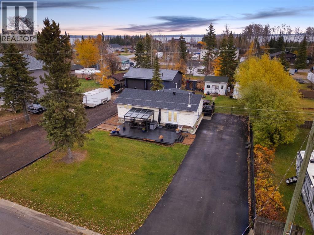 21 Gregoire Avenue, Gregoire Lake Estates