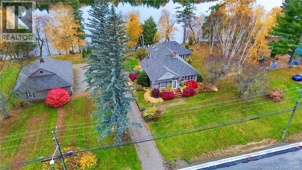 535 East Riverside Drive, Perth-andover