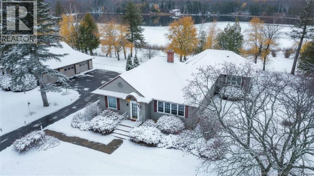 535 East Riverside Drive, Perth-andover