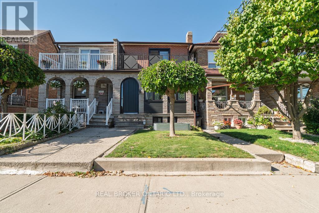 204 Earlscourt Avenue W, Toronto (corso Italia-Davenport)