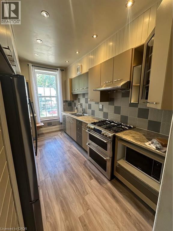 36 Dumfries Street Unit# Upper, Paris