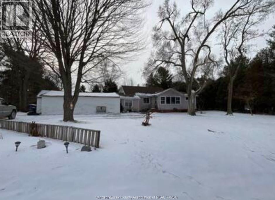 8276 Talbot Trail, Chatham