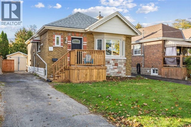 8 Wavell Avenue, Hamilton