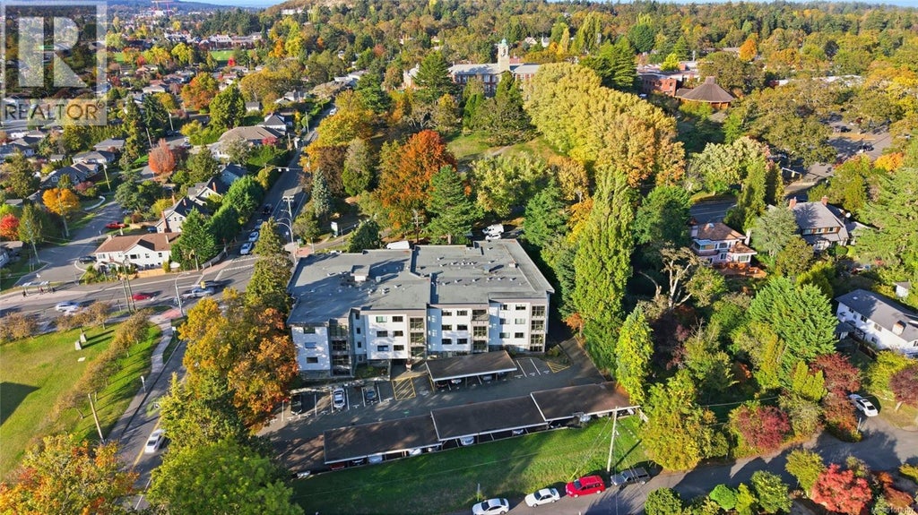 405 1875 Lansdowne Road, Saanich