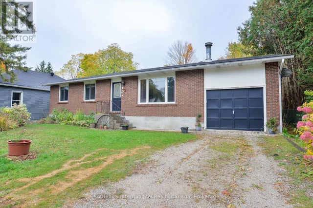 445 Farquhar Street, Gravenhurst (muskoka (s))