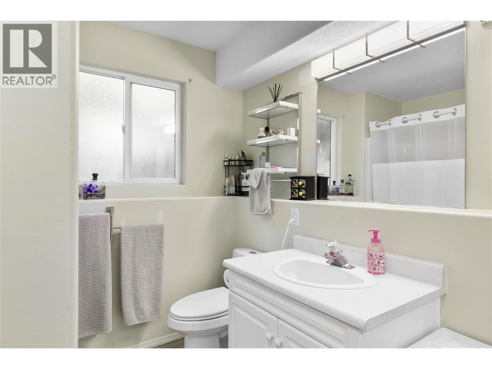 13709 Nash Drive. Coldstream, British Columbia