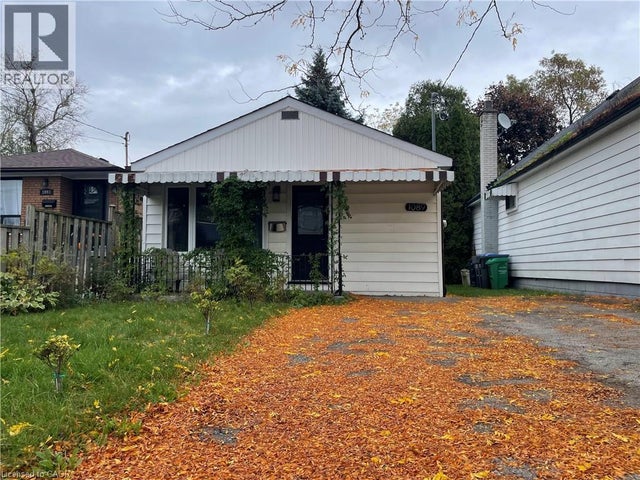 1089 Meredith Avenue, Mississauga