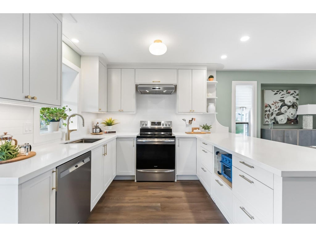 8442 Harms Street, Mission