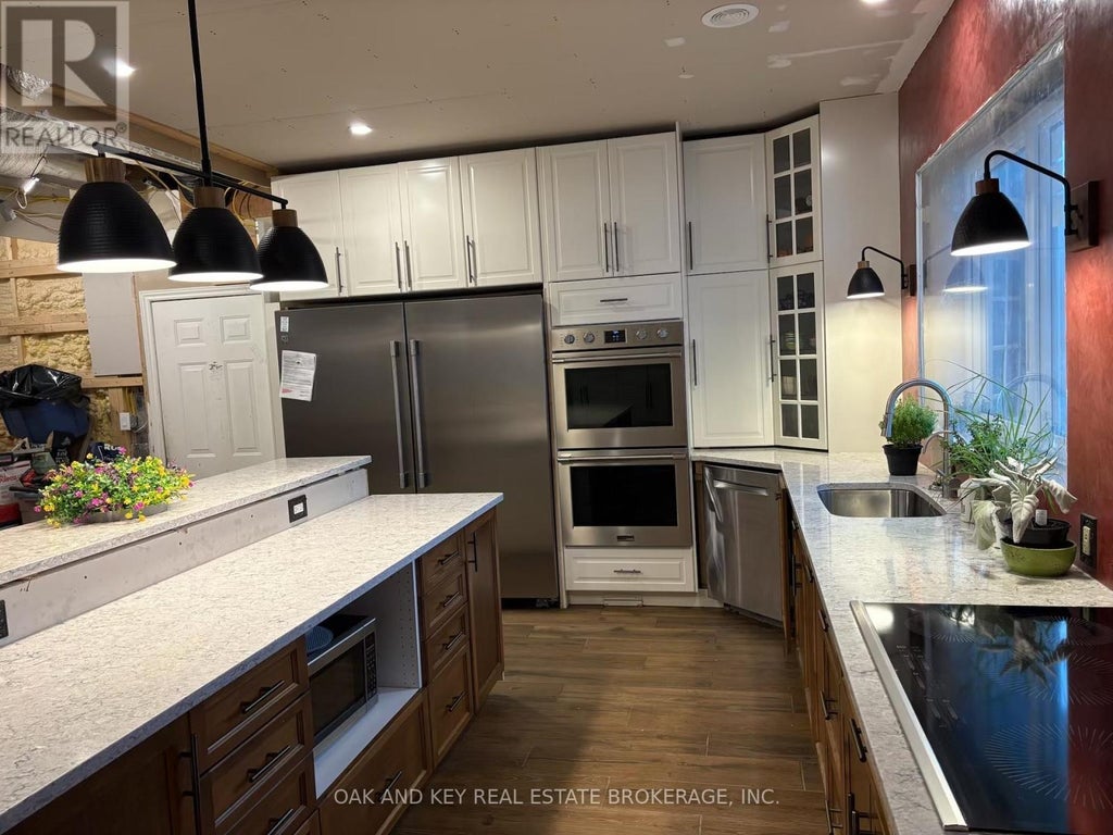 5661 Clandeboye Drive, Lucan Biddulph (clandeboye)