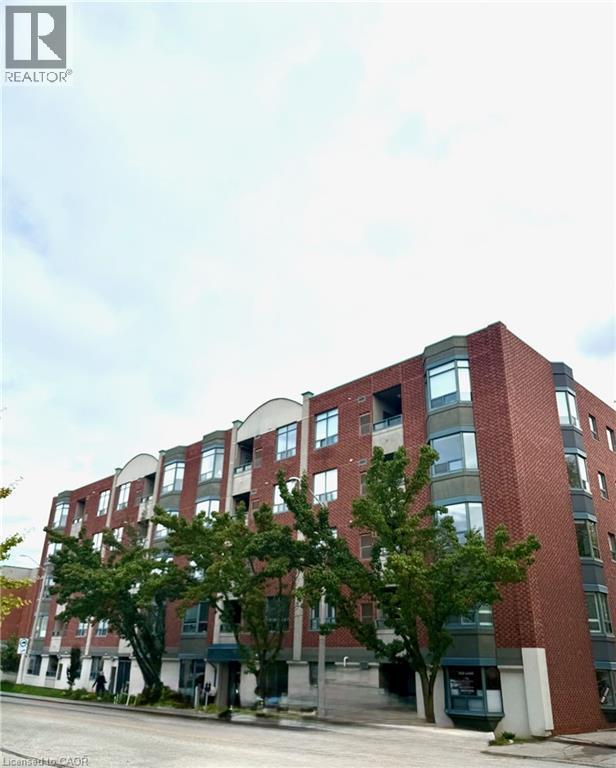 5 Ogilvie Street Unit# 103, Dundas