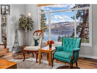 5821 Atkinson Crescent. Peachland, British Columbia