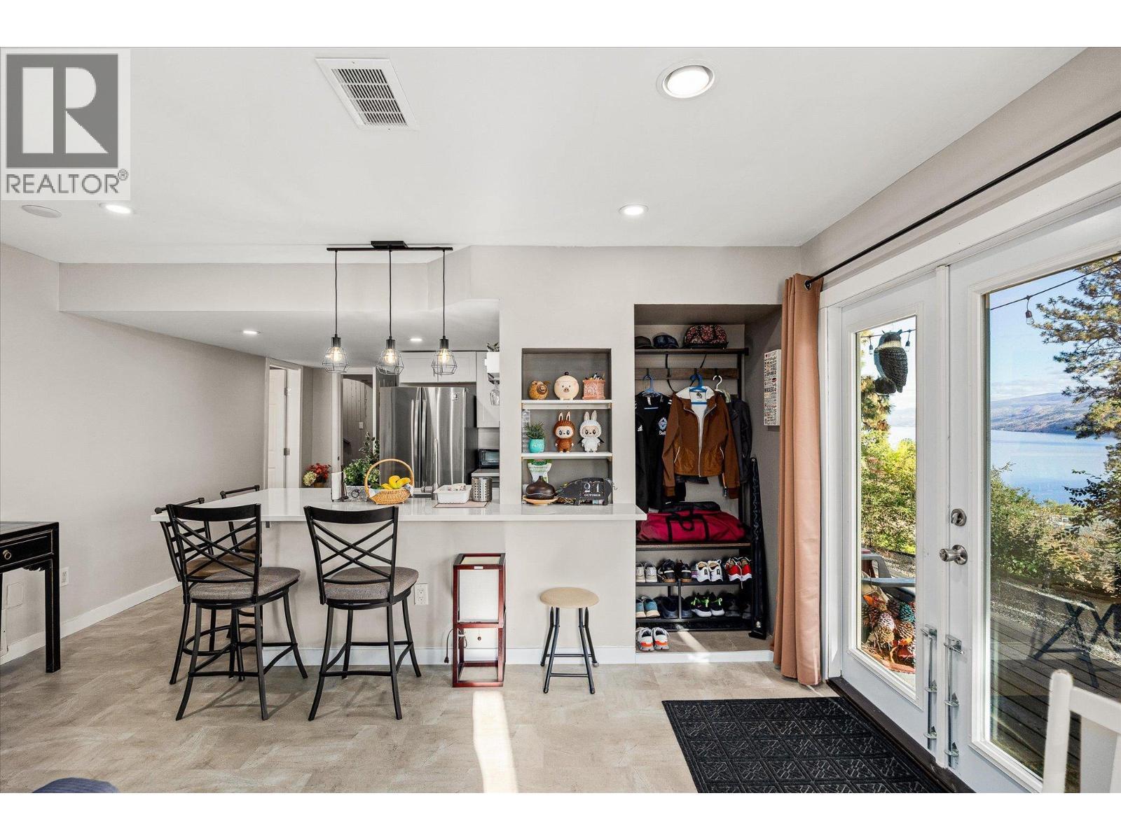 5821 Atkinson Crescent. Peachland, British Columbia