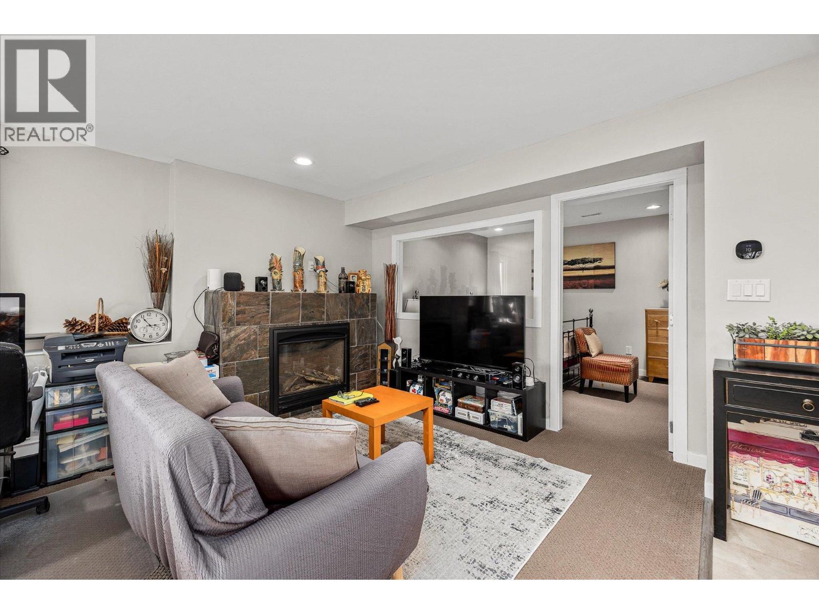 5821 Atkinson Crescent. Peachland, British Columbia