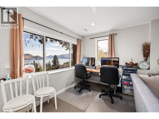 5821 Atkinson Crescent. Peachland, British Columbia