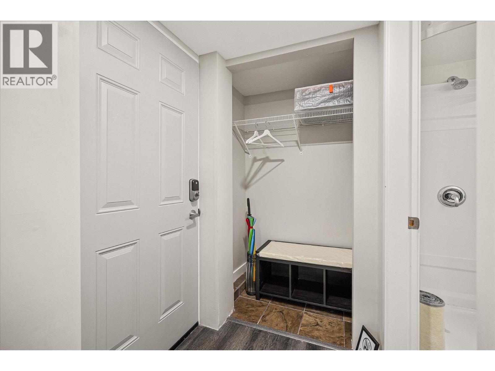 5821 Atkinson Crescent. Peachland, British Columbia