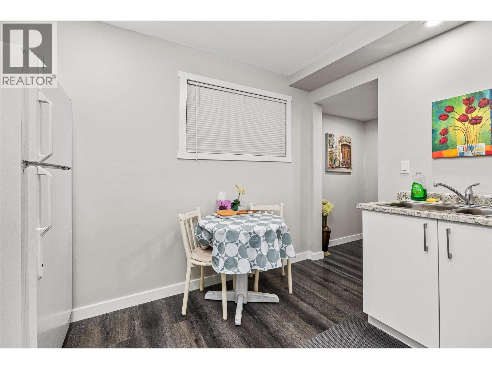 5821 Atkinson Crescent. Peachland, British Columbia