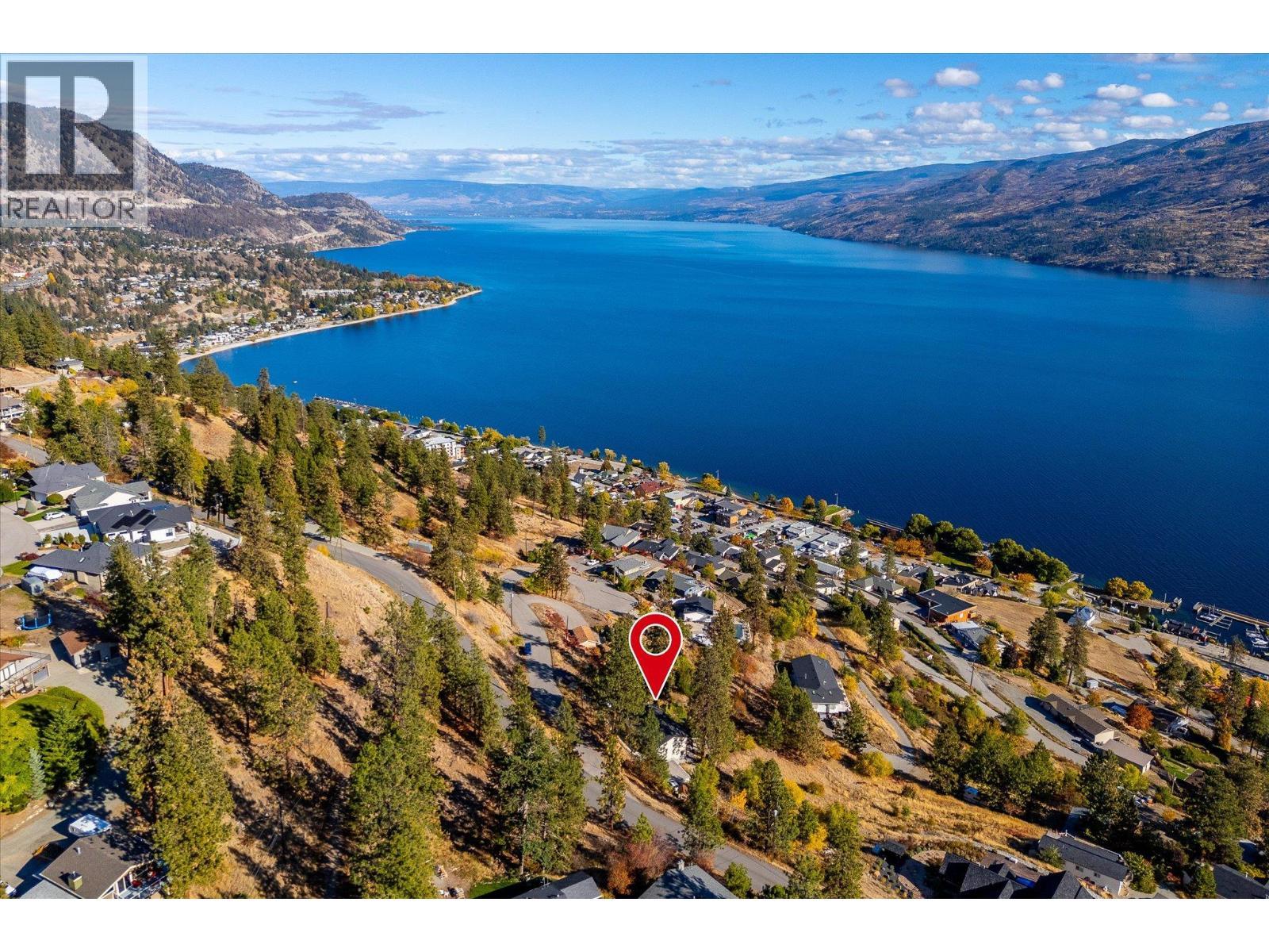 5821 Atkinson Crescent. Peachland, British Columbia
