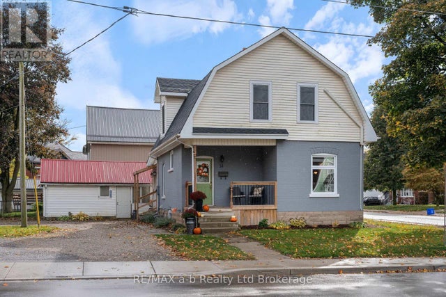 31 Concession Street W, Tillsonburg