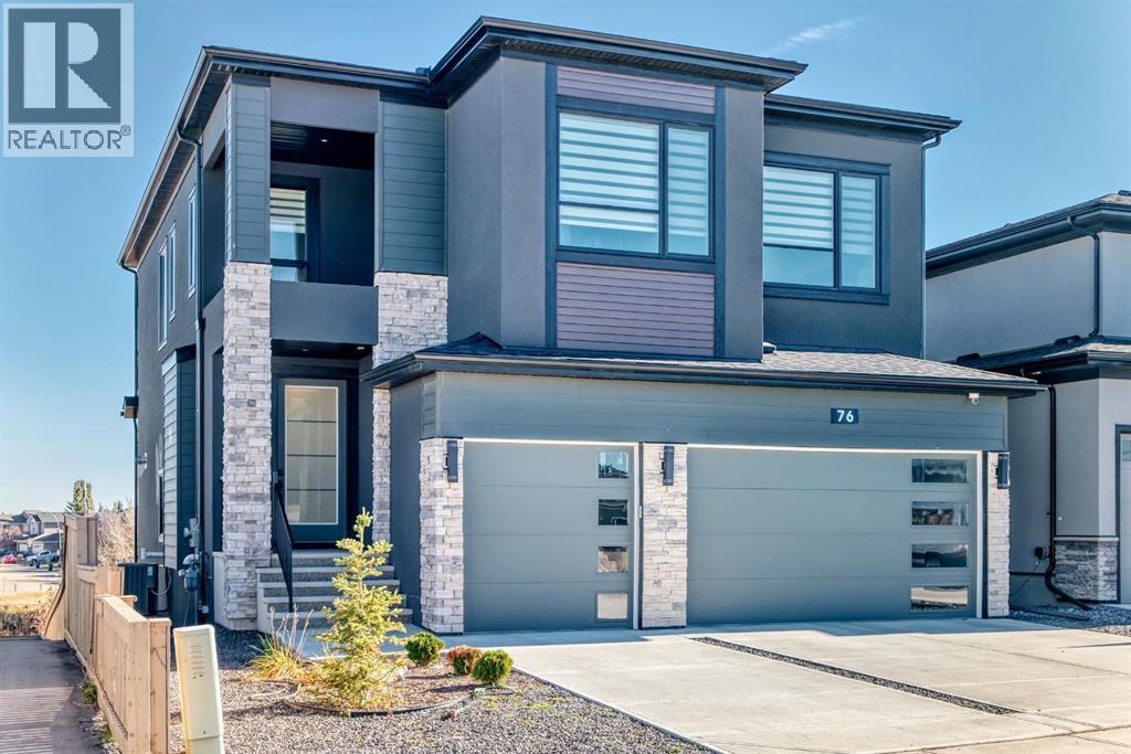 76 Rock Lake View Nw, Calgary
