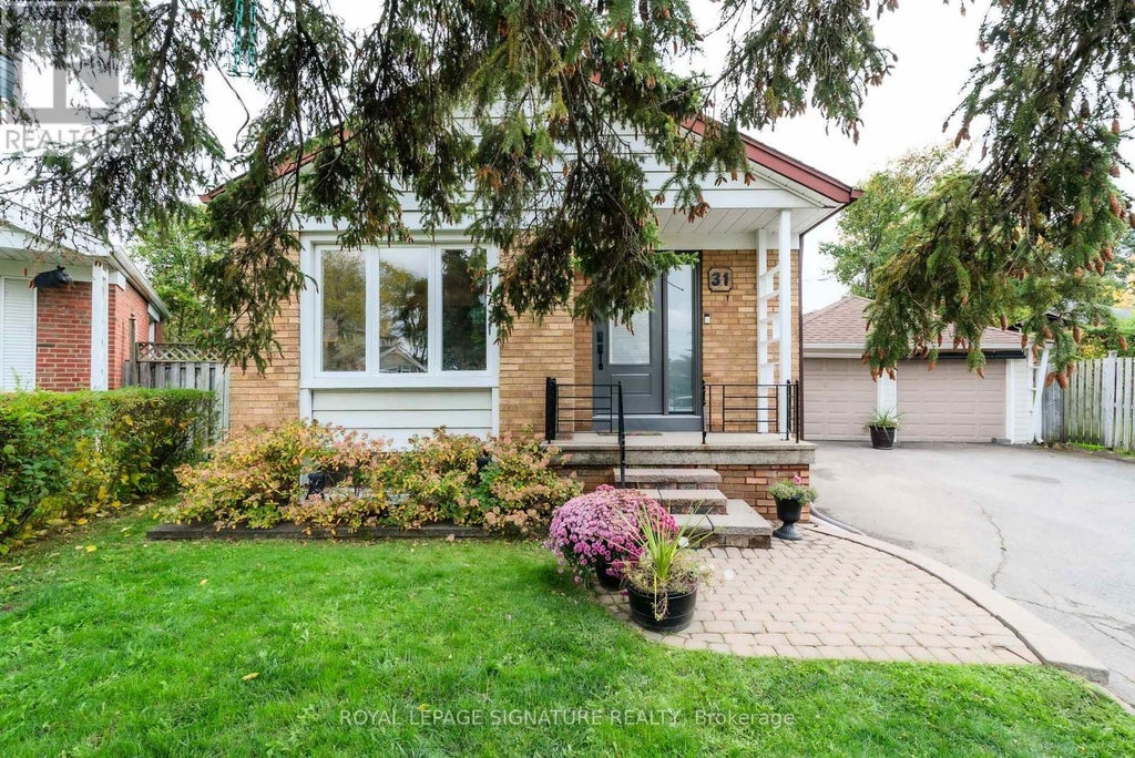 31 Castille Avenue, Toronto (wexford-Maryvale)
