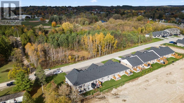 443 Park St W, West Grey