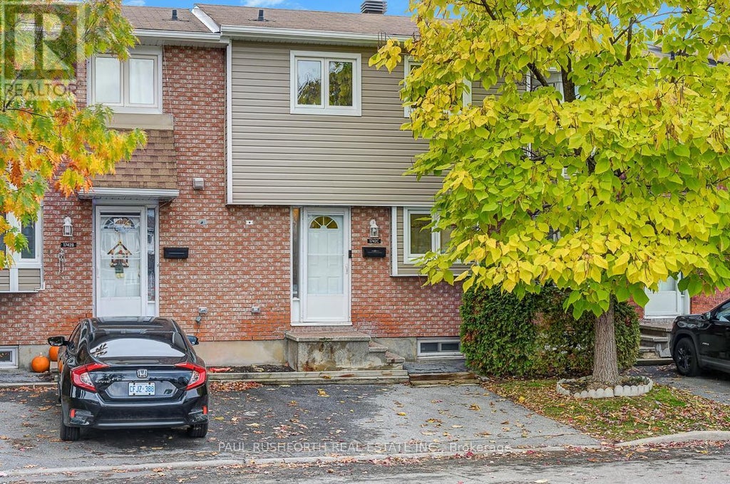 C - 1742 Lamoureux Drive, Ottawa