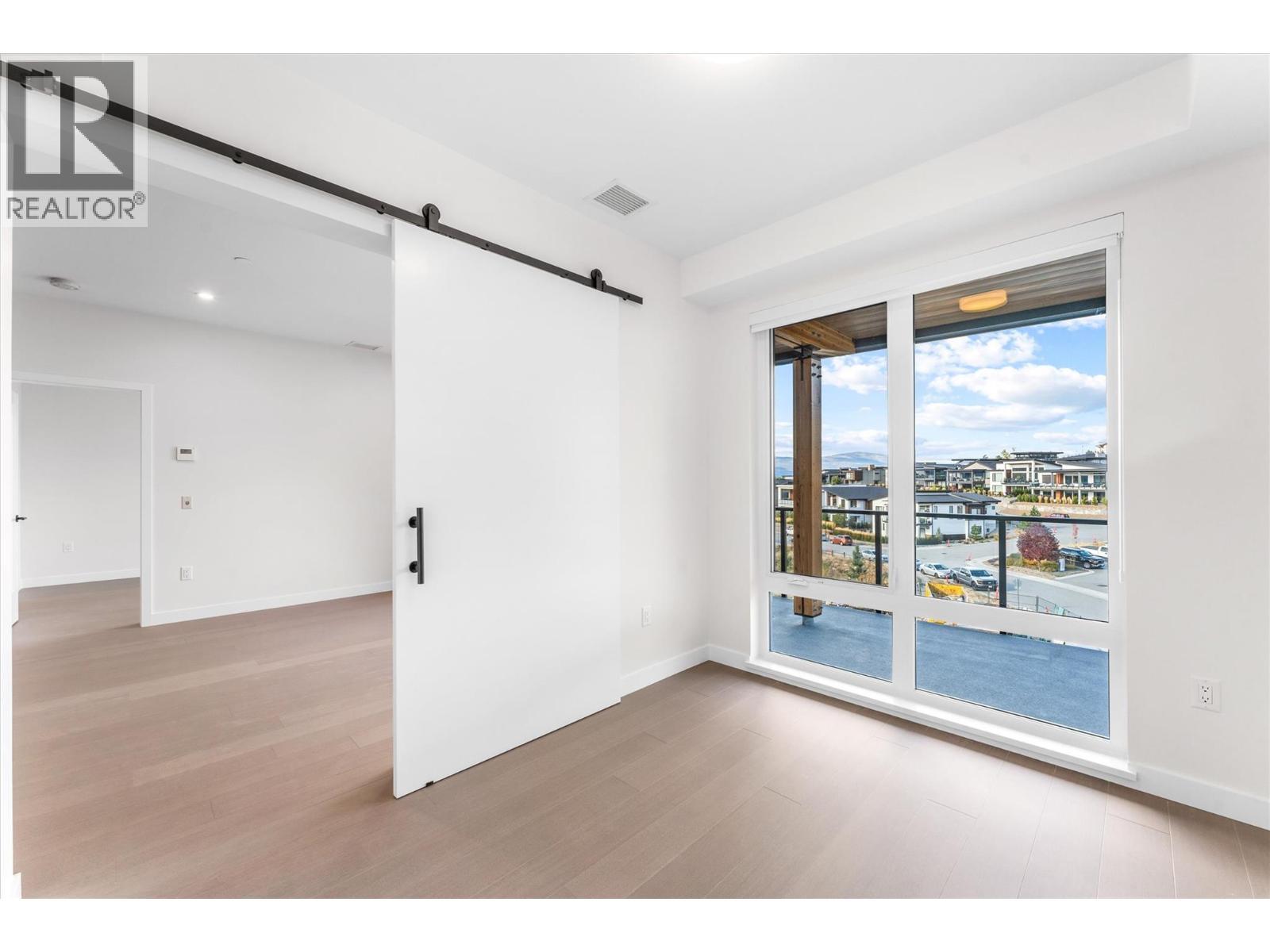 9654 Benchland Road Unit# 407. Lake Country, British Columbia