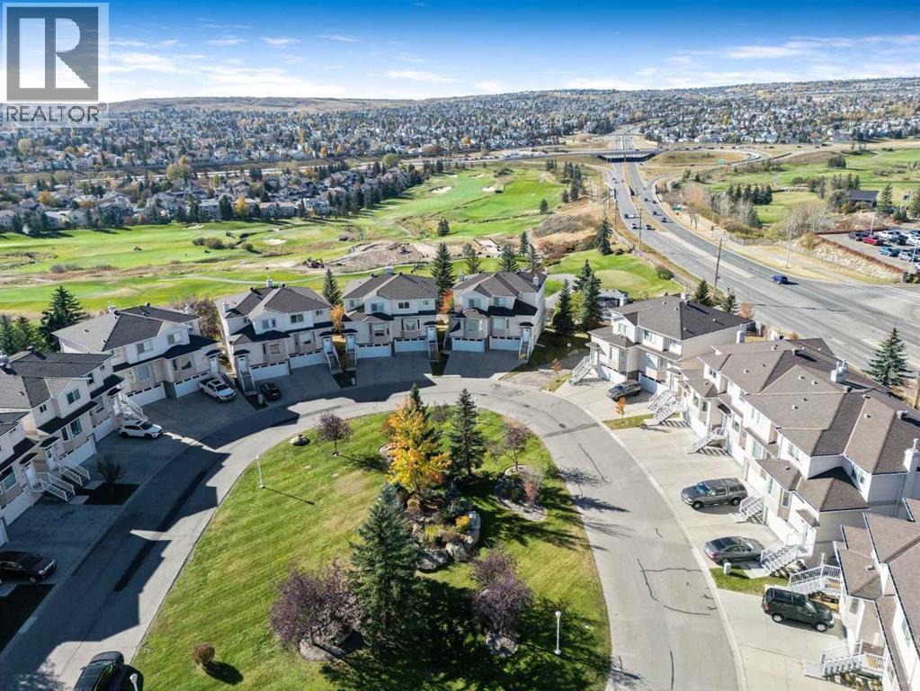 143 Country Hills Gardens Nw, Calgary